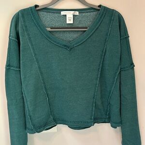 Altar'd State Green V-Neck Sweatshirt
